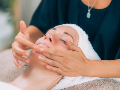 massaging-face.jpg